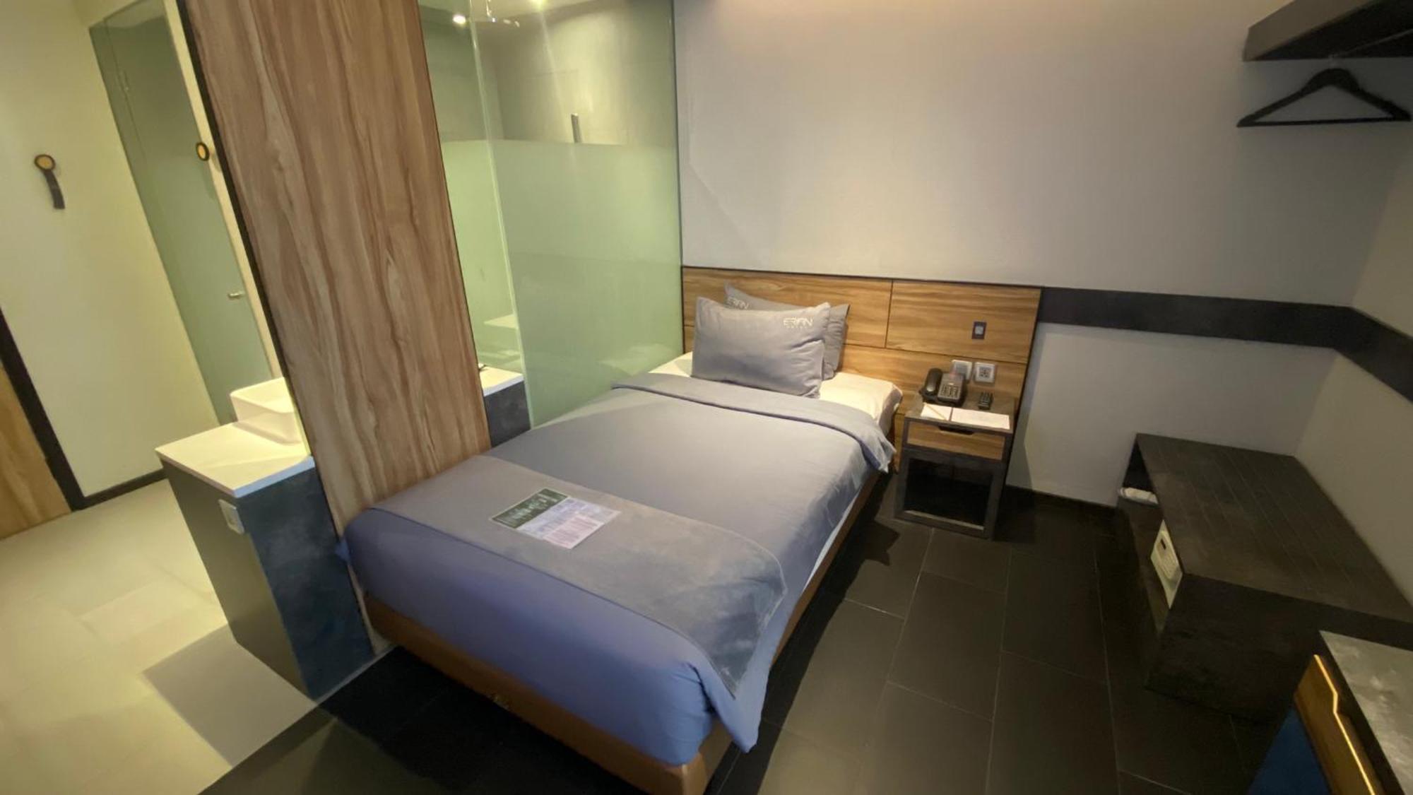 Erian Hotel Jakarta Exterior photo